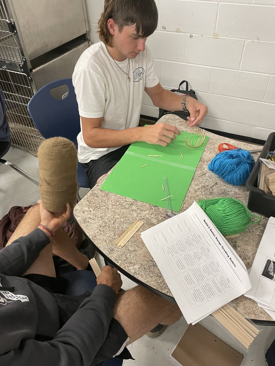 MRobsAg's tweet photo. Livestock Production have become agriculture engineers and are doing the “Build it Better than Temple Grandin” challenge. #learningbydoing #outsidethebox #agengineers #crosscurricular https://t.co/fIWKr5oz88