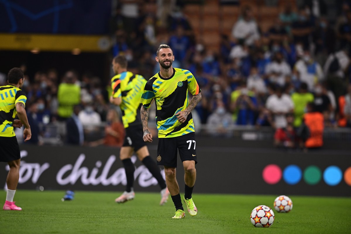 Inter_id's tweet image. 🔥 | PEMANASAN

Latihan terakhir menjelang #InterReal

#UCL #ForzaInter