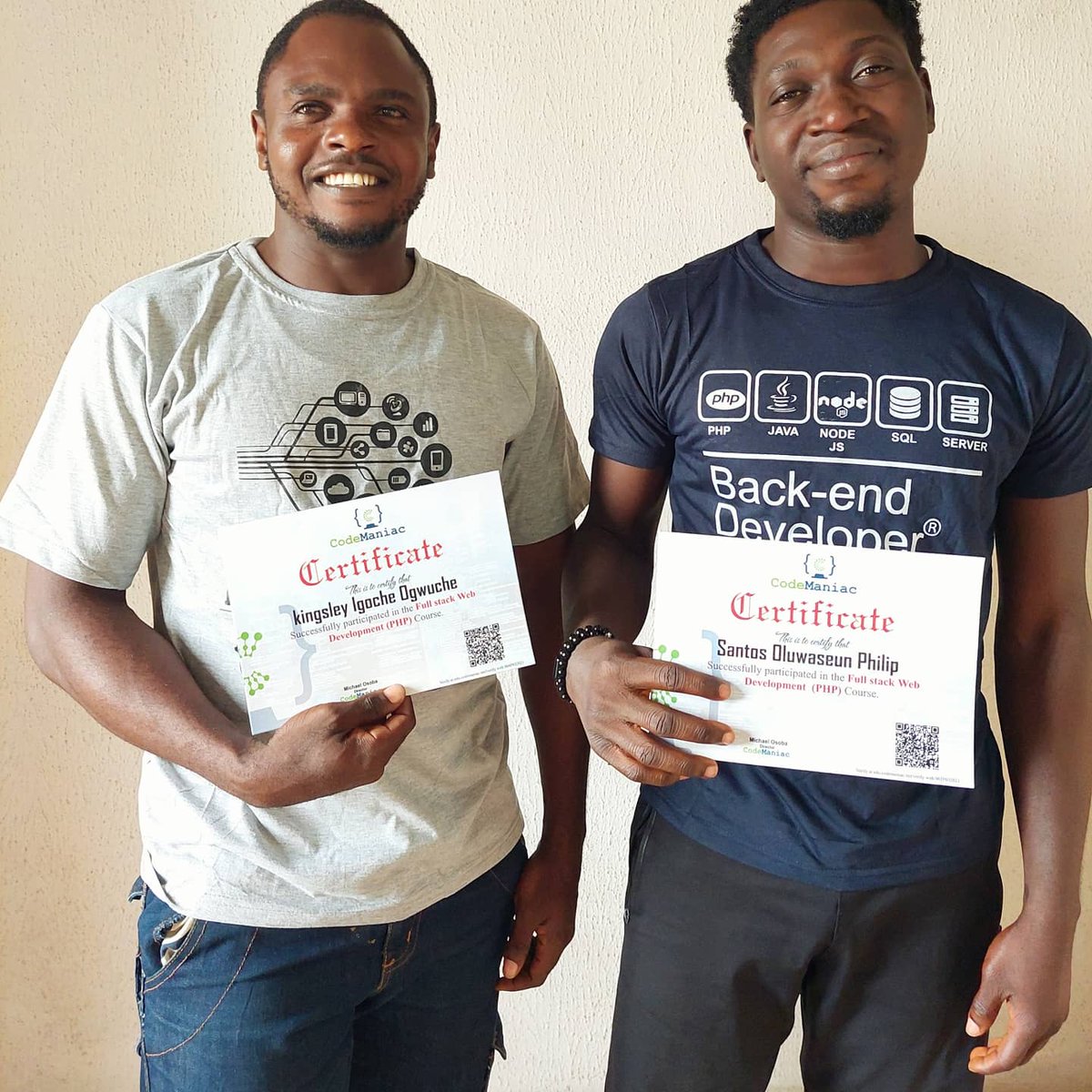 codemaniac2's tweet image. Congratulations 👏 to the newest $php developers$ in town 🎉 It's been a "really tough journey" but you finally made it 💃. Greater heights are yours by God's grace 🤞 so *Go beyond, plus ultra 🔥* #codemaniac #programmersday #php #phpdeveloper  #programmingislife