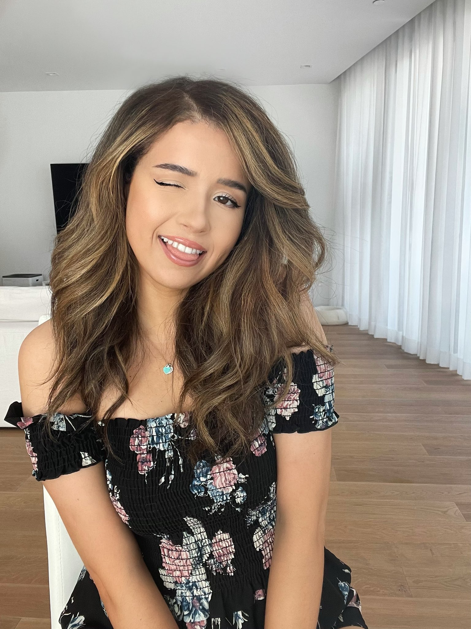 Pokimane'S Fashion: Styles You'Ll Love - 8gpzo1j