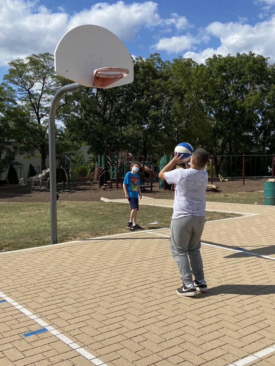 Lisa Wise tweet media