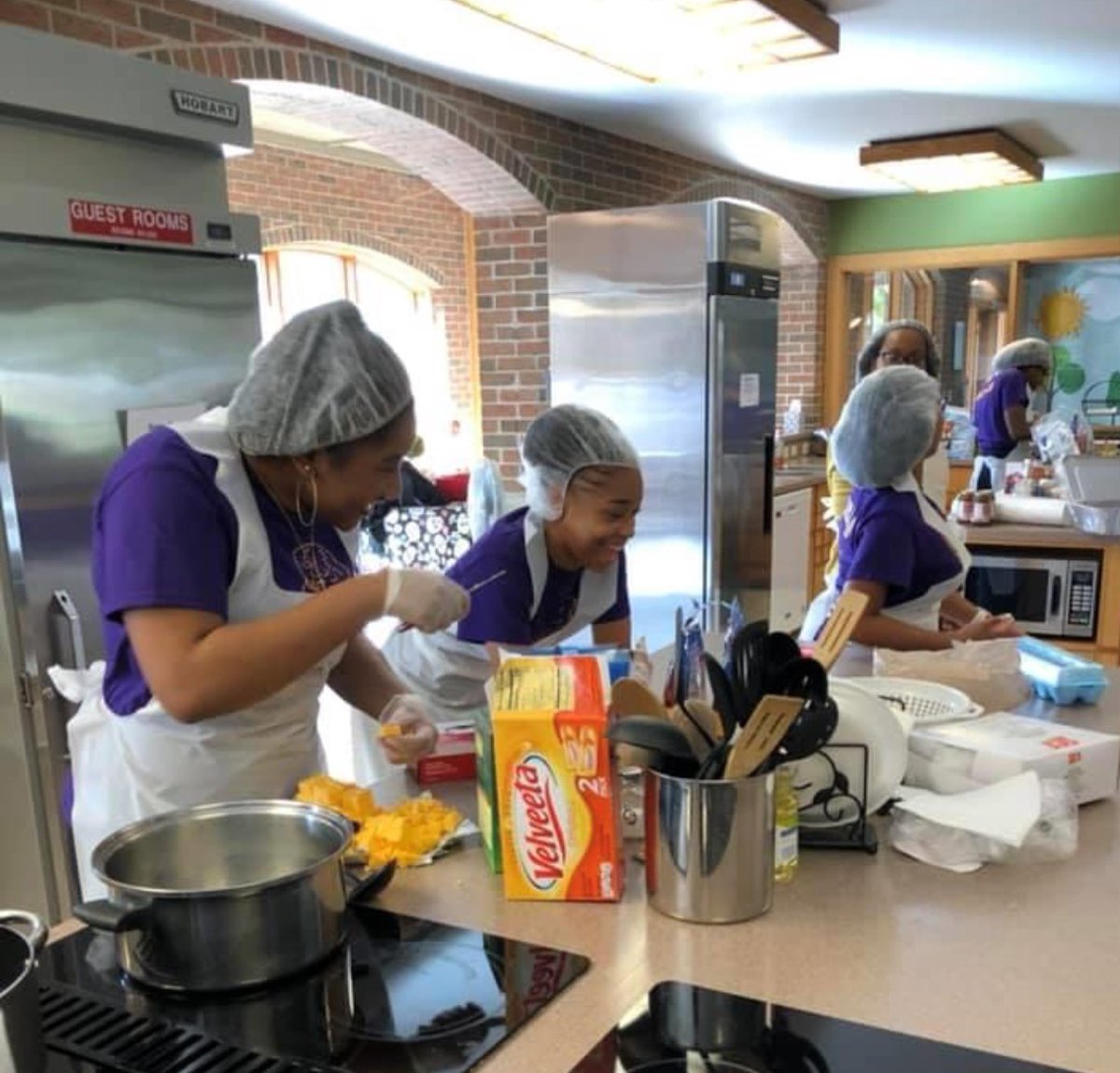 daytondailynews's tweet photo. Do you know someone whoβs doing GREAT work in your community? π Here's how to nominate them: https://t.co/BSNCHjmfn2 #CommunityGems #DaytonStrong #DaytonOhio https://t.co/ix2J2CjKHE
