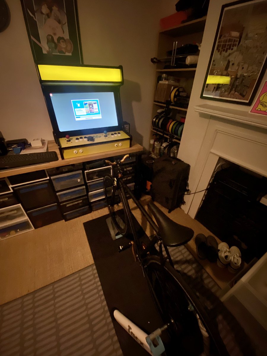 When my need to play retro arcade games meets my need to exercise #zwift #retrogames #arcade
