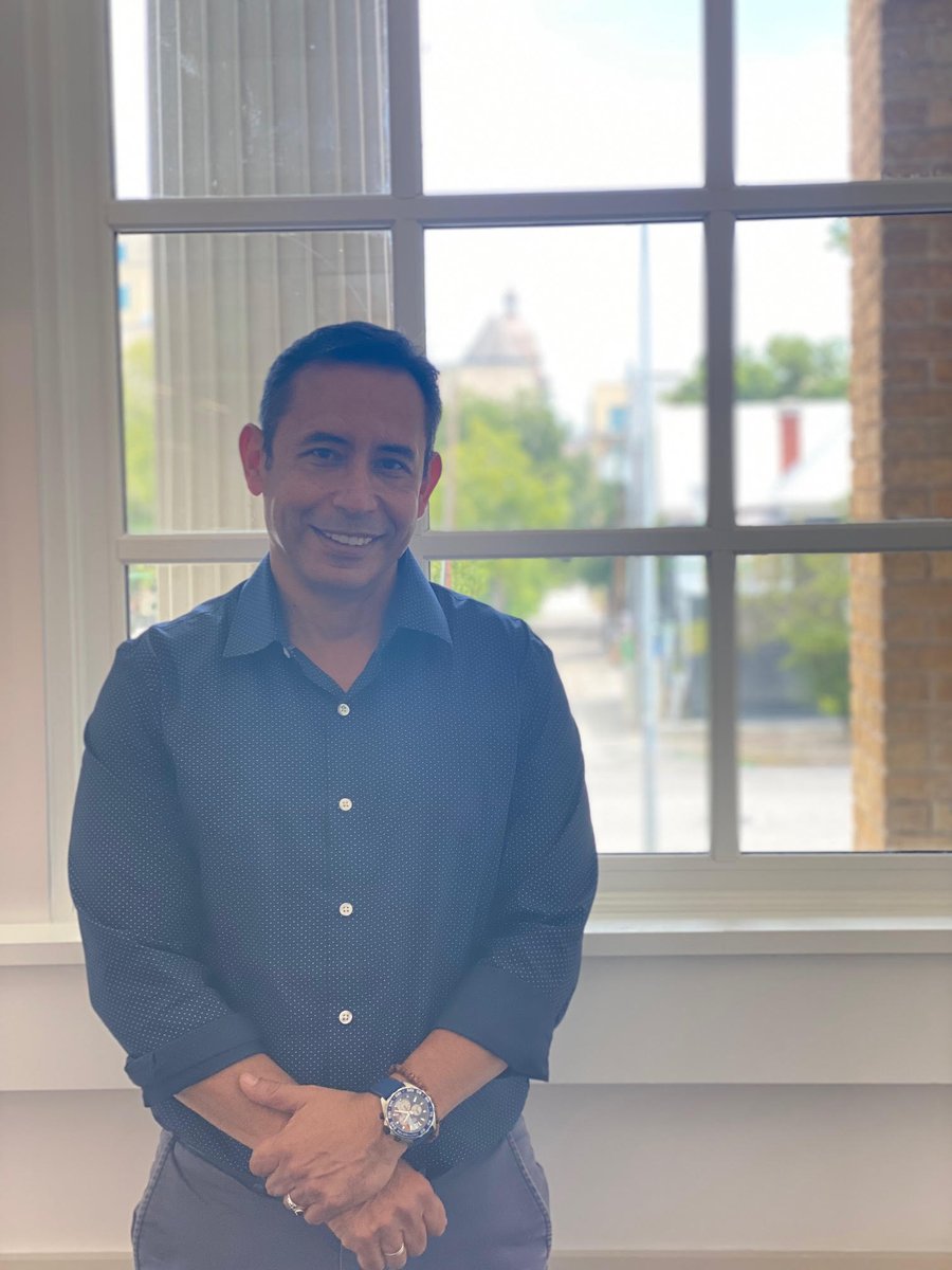 Hey guys! We’re here to sum up Carlos! He has a passion for mathematics and learning new languages. Joining the Army as 68W (Combat Medic Specialist), he now works as a Software Developer at the #ArmySWF #ECMA #AFC #BySoldiersForSoldiers