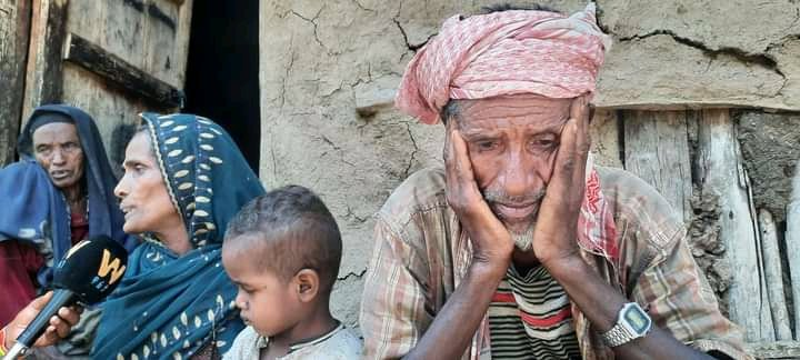 EngGiduma's tweet photo. በወገኖቻችን ላይ የደረሰው መፈናቀልና ስቃይ ያመናል!! 
ዛሬም ነገም ወደፊትም ከወገኖቻችን ጎን እንቆማለን!
#UnityForEthiopia @NeaminZeleke @iyoba4u @eslemanabayy @AbrarSuleiman @BlenMamoDT @SuleimanAbdell7 @sanusi90064 @dejene_2011  @NafyadWakjira @BekeleWoyecha https://t.co/dIZObtzCnM