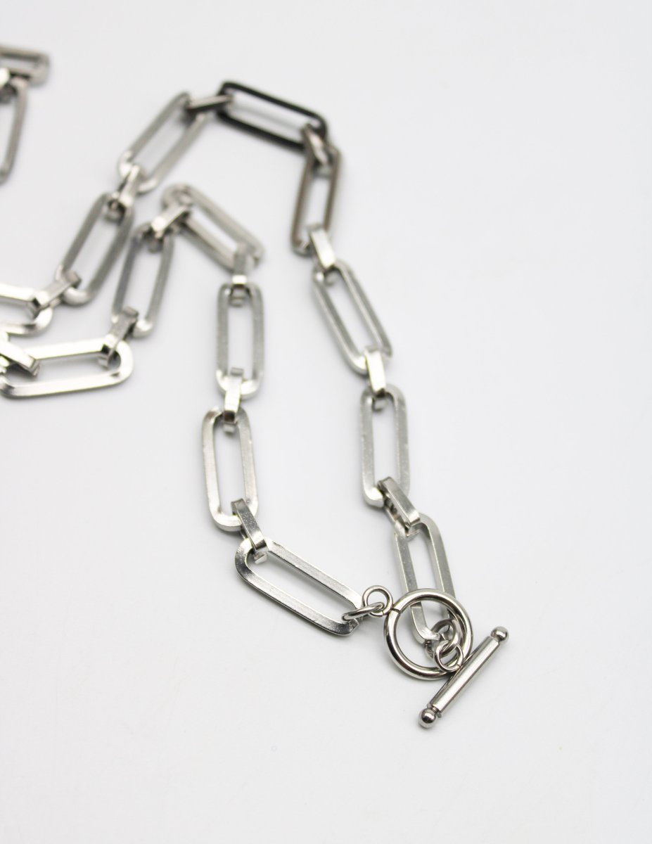 mensdoor's tweet image. “Accessories make everything better.”

The shiny metallic stainless steel offers a modern and sleek look with an edge

Buy here mensdoor.com/collections/ne…

#stainlesssteelnecklace #menschains #mensfashion #mensstyle #menwithclass #fashion