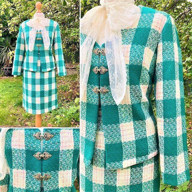 ginminvin's tweet photo. Hello #vintageshowandsell #GINGERMINTVINTAGE has been wizzing around in my #timemachine this week, and am in love with this #colourful #cutie #1960s #Mod Skirt Suit S-M. Handmade #EmeraldGreen #LoudCheck #WoolSuit #SkirtSet #Preppy #Quirky #Cute https://t.co/dgJb80ktRy https://t.co/zbeb8MezIw