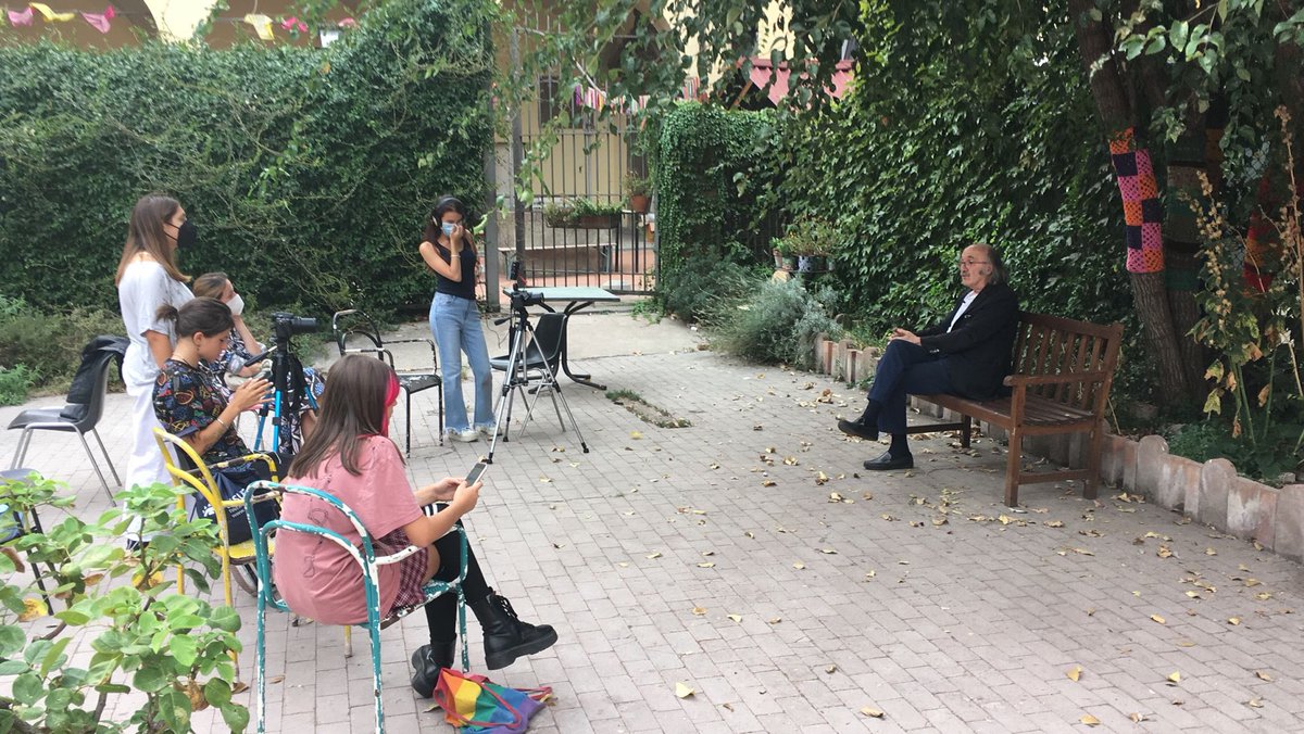 MestieriDOC's tweet photo. #DOCmestieridellamusica
Oggi, all’Arena Orfeonica di #Bologna, intervista a #OdersoRubini, produttore discografico. #CURIOSITÀ: Oderso Rubini ha lavorato con gli Skiantos e con i Gaznevada. Continuate a seguirci sui nostri canali social! https://t.co/NcxIAZs3M1