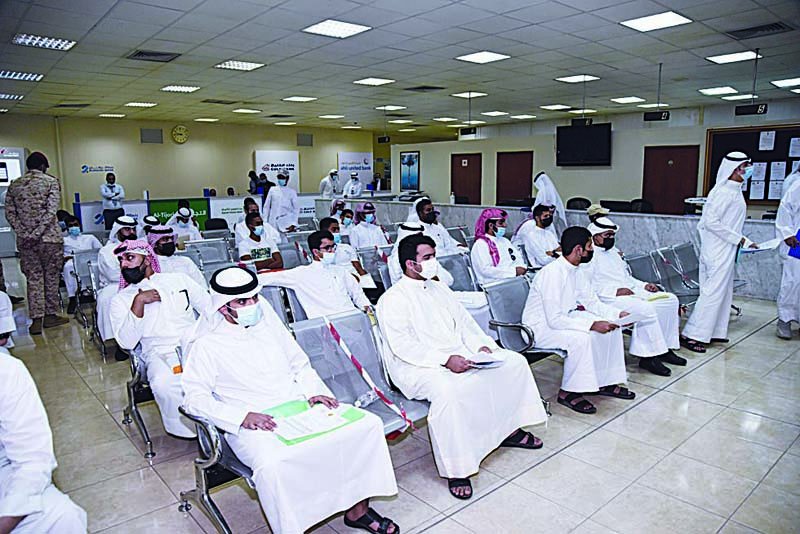 kuwaittimesnews's tweet photo. Over 1,710 volunteer to join Kuwait Army https://t.co/vNTSXpGGnV via @kuwaittimesnews 
#volunteers #KuwaitArmy #BeOneofThem https://t.co/NgKxoPhNdj