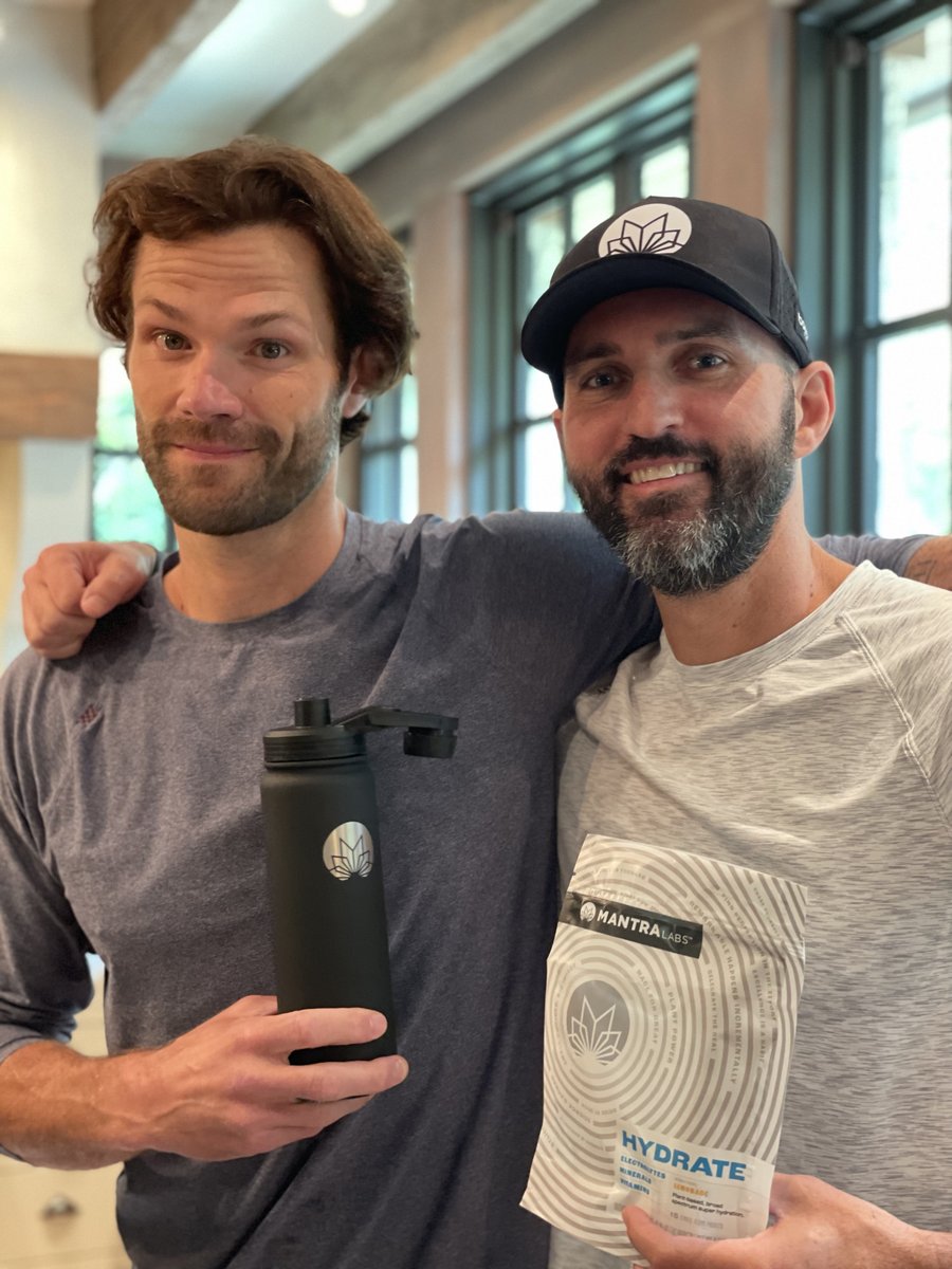 Launching from <a href="/gomantralabs/">MANTRA Labs Nutrition</a> today &amp; It's finally MY turn to tell y'all to HYDRATE!!!😂This product is specifically designed to help you with mental focus, skin health &amp; reduce cravings (also I have no proof but I'm pretty sure I can talk to dolphins now) 
bit.ly/3ElJxhT