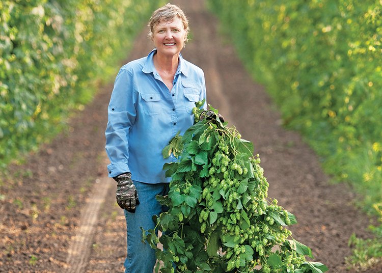 FreshHopFest's tweet image. Meet legendary Oregon hop farmer Gayle Goschie of #GoschieFarms this Friday 9/17 from 4-7pm at the Fresh Hop Pop-Up Beer Fest!

5 out of our 10 #freshhop dedicated taps will feature beers made with her hops!

More details at fresh-hops.com

#freshhops #pdxbeer #inpdx