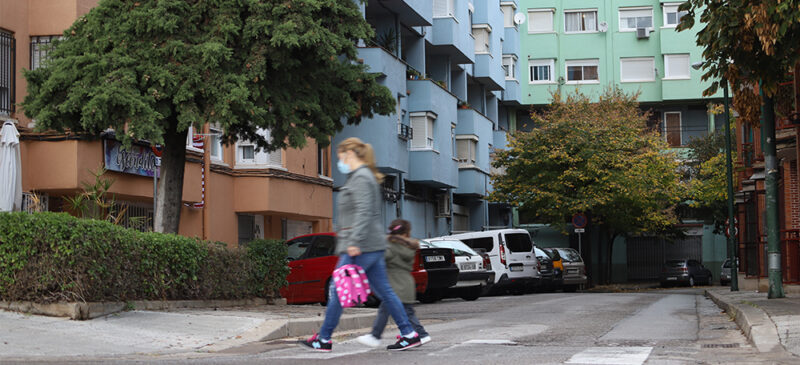 iSabadellcat's tweet photo. [Primícia] Batuda contra el tràfic de drogues a #Sabadell acaba amb una desena de detinguts i 12 registres a domicilis. https://t.co/Qau3zD37in https://t.co/04EyCSxPw7