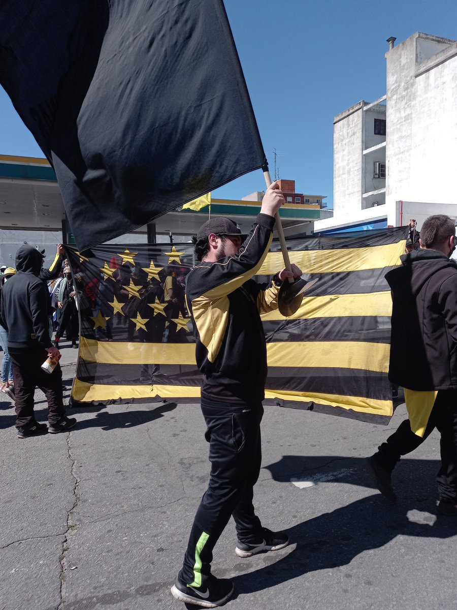 <a href="/SolidaridadCAP/">Colectivo Solidaridad Carbonera</a> <a href="/SPinatares/">SANTIAGO PIÑATARES</a>