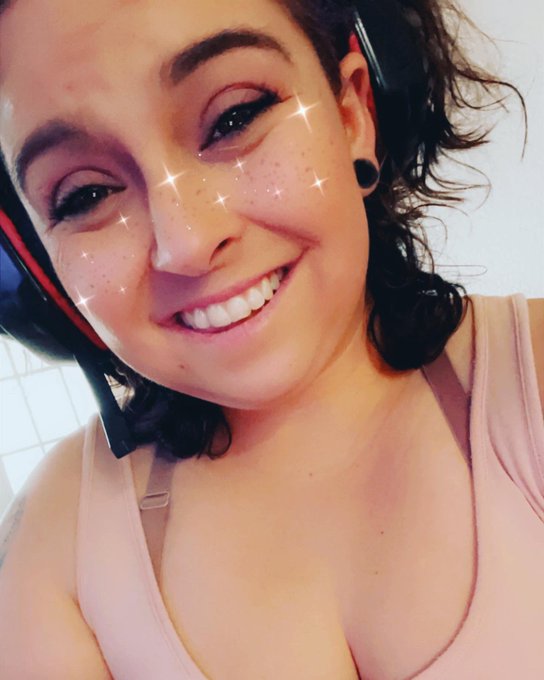 Streaming soon . COME HANG OUT !  #streaming #TwitchStreamers #newstreamer https://t.co/auL6O5Nnqs<a href="/tag/streaming"class="tags">#streaming</a><a href="/tag/twitchstreamers"class="tags">#TwitchStreamers</a><a href="/tag/newstreamer"class="tags"><span>#newstreamer</span></a>