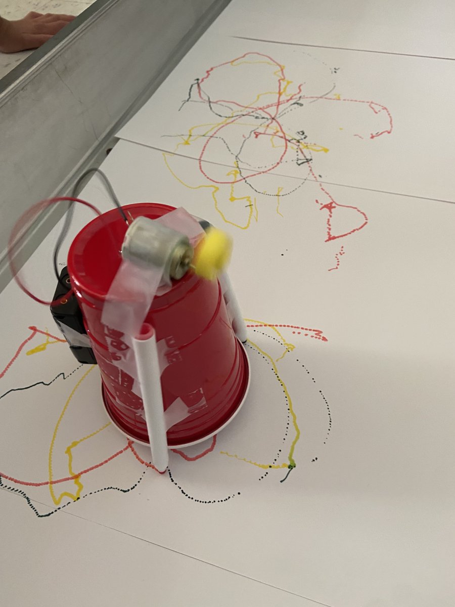 McM_MsT's tweet photo. Drawbots in action, battling for space to make a mark! Great problem solving & patience as students make iterations; kindness as they work thru team frustrations. Our communal mural is looking wonderful!
#MakeYourMark 🖍 #DotDay https://t.co/a1qoMHmfzO