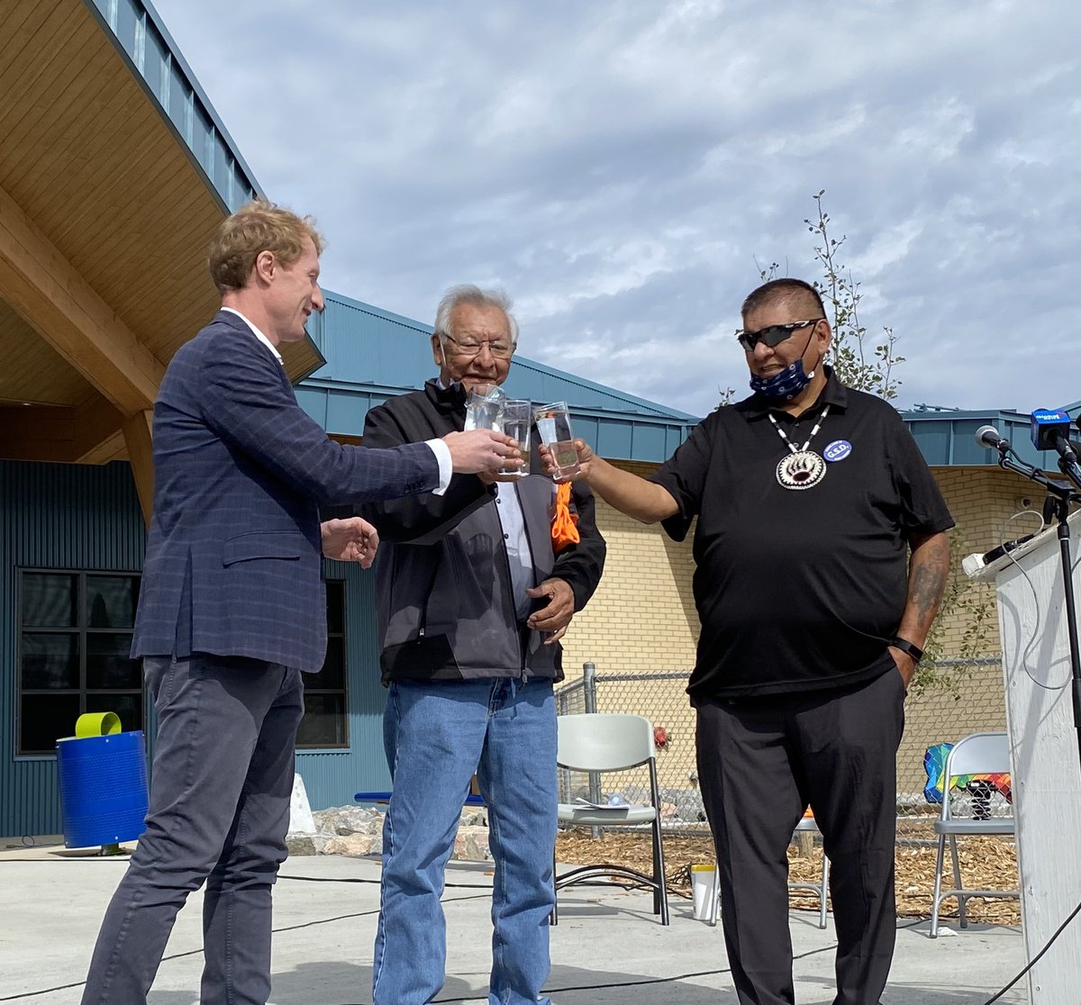 A toast: the first glasses of officially safe tap drinking water in Shoal Lake 40 First Nation in over 24 years. The community’s new water treatment plant is humming along; its quarter-century boil water advisory was lifted today.