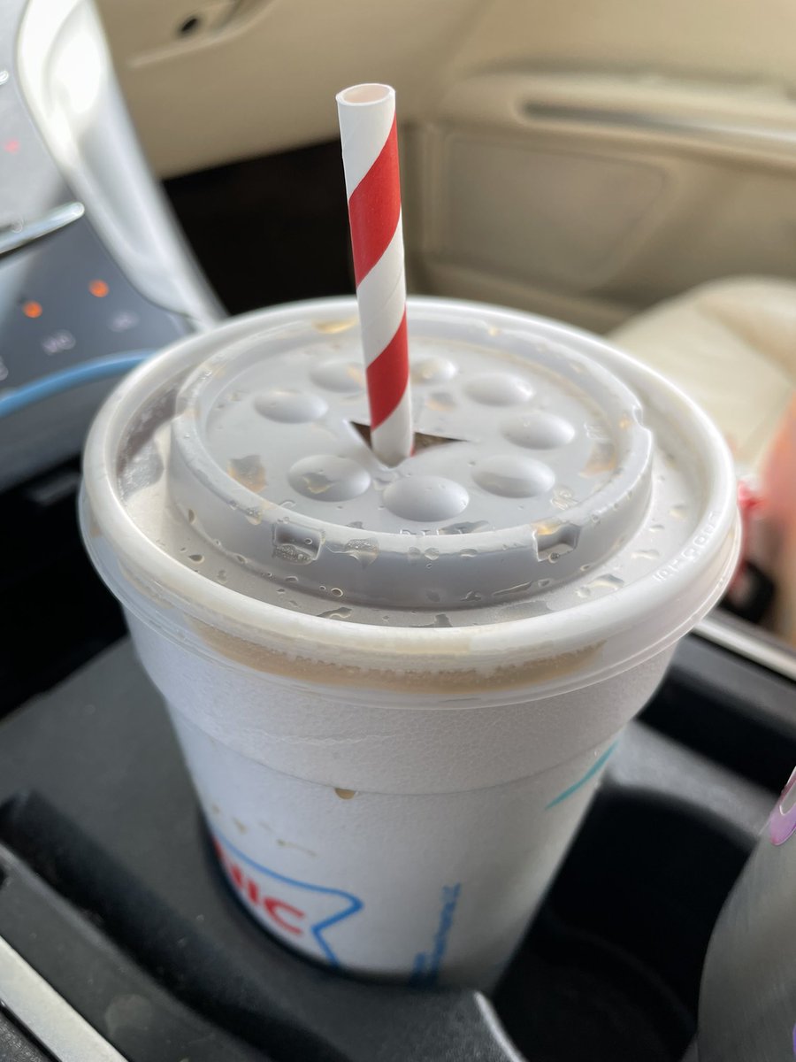 RichDenee's tweet image. The hypocrisy of #PaperStraws with styrofoam cups is just #TooExtra 😅