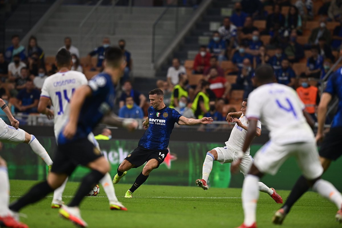 Inter_id's tweet image. ⏯️ | 𝙰𝙳𝙴𝙶𝙰𝙽 𝙸𝙸

𝙻𝚊𝚖𝚙𝚞 𝚔𝚎𝚖𝚋𝚊𝚕𝚒 𝚖𝚎𝚗𝚢𝚊𝚕𝚊 𝚍𝚒 𝚂𝚊𝚗 𝚂𝚒𝚛𝚘 𝚖𝚎𝚗𝚢𝚊𝚖𝚋𝚞𝚝 𝚊𝚍𝚎𝚐𝚊𝚗 𝚔𝚎𝚍𝚞𝚊 🏟️

#InterReal  0⃣-0⃣

#FORZAINTER ⚫️🔵
#UCL