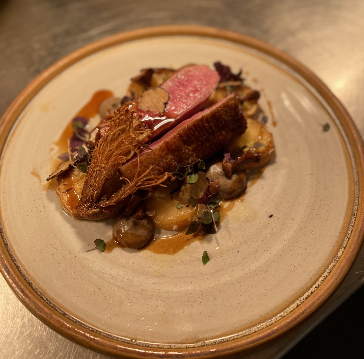 The Cartford Inn tweet media