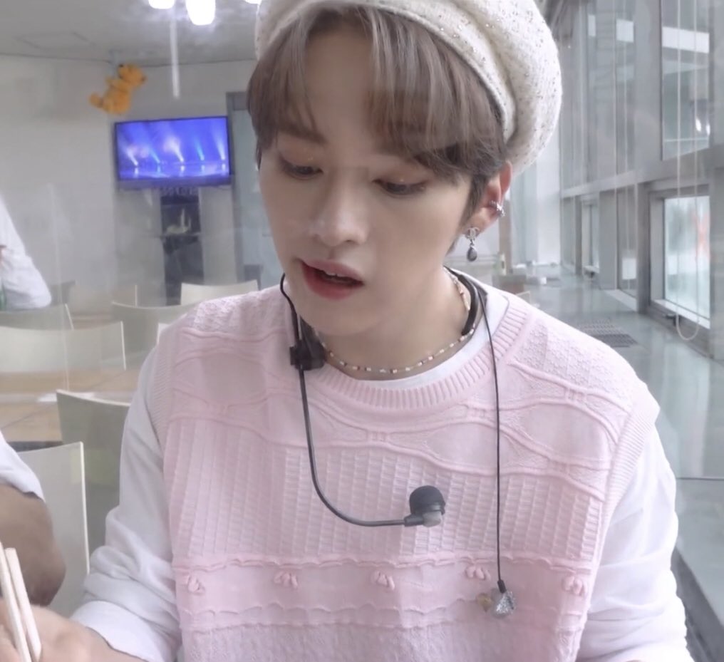 adoc_skz's tweet photo. #LeeKnow #iscute https://t.co/dIQiiin2n4
