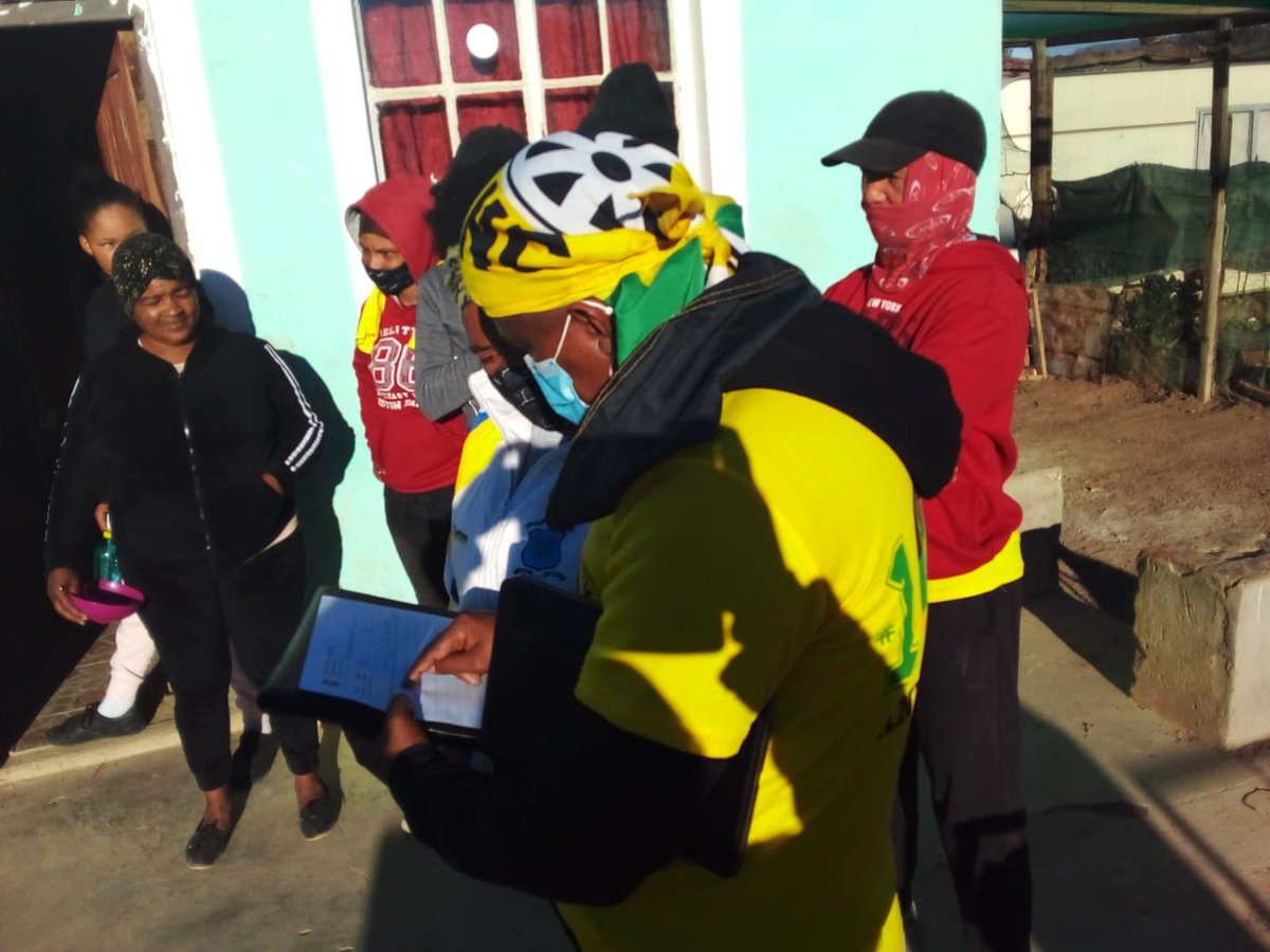 AncNcape's tweet photo. ANC Volunteers in the Hantam Sub Region doing to door visits ahead of the Voter Registration Weekend on 18-19 September 2021. @MYANC @NgxangaDeshi @zsaul1
#LGE2021 
#VoteANC 
🖤💚💛 https://t.co/R1Xd6bMf3G