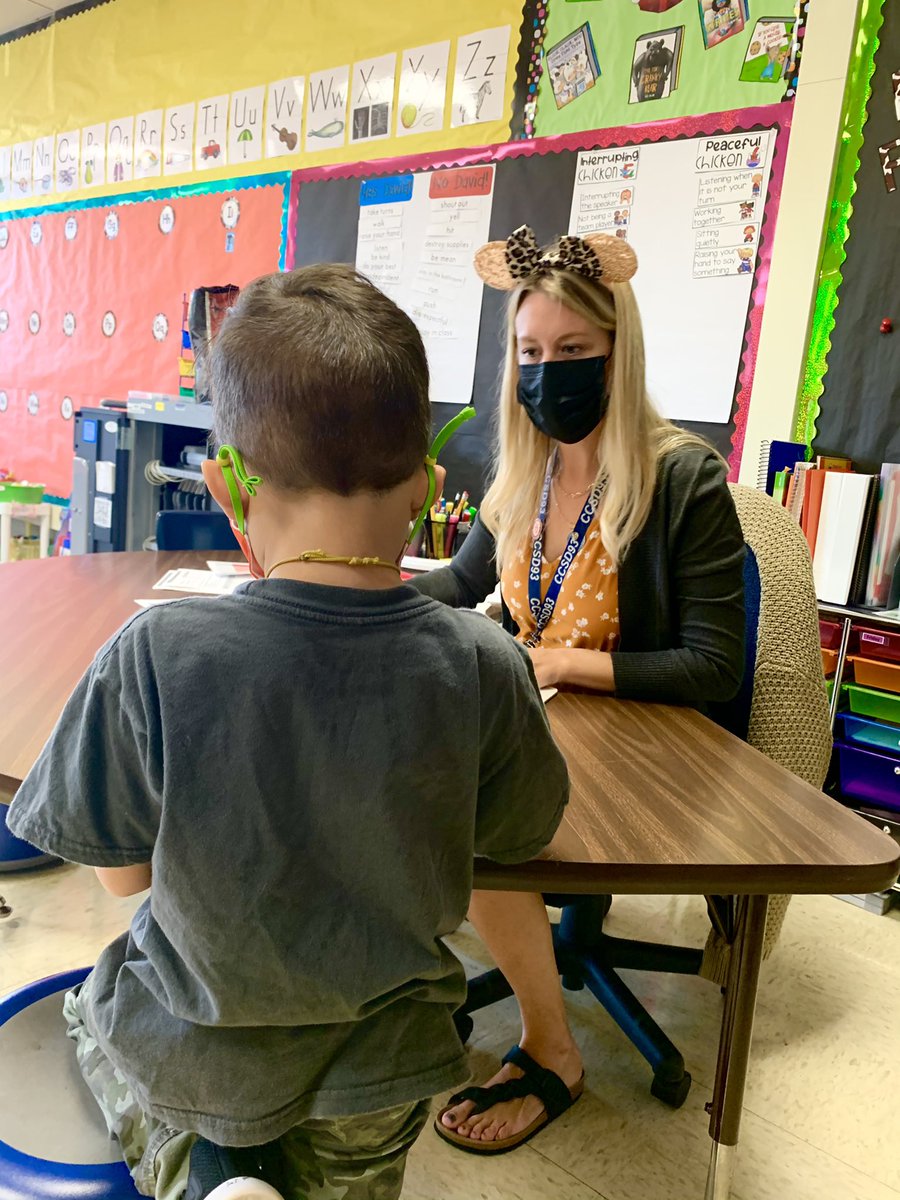 Nicole Yoon tweet media