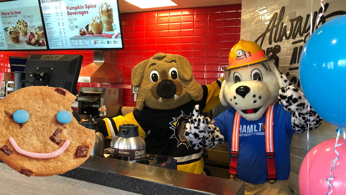 Hamilton Food Share (@hfshare) on Twitter photo You never know who you are going to run into behind the counter of Tim Hortons in #hamont serving you a #SmileCookie <a href="/BulldogsOHL/">Brantford Bulldogs</a> <a href="/HamFirefighters/">HPFFA Charity</a> <a href="/Food4KidsHamOnt/">Food4Kids Hamilton</a> You never know who you are going to run into behind the counter of Tim Hortons in #hamont serving you a #SmileCookie <a href="/BulldogsOHL/">Brantford Bulldogs</a> <a href="/HamFirefighters/">HPFFA Charity</a> <a href="/Food4KidsHamOnt/">Food4Kids Hamilton</a>