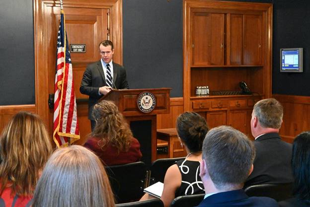 SenToddYoung's tweet photo. I enjoyed meeting with members of the Indiana Agricultural Leadership Program this morning. We discussed trade, conservation, infrastructure, and the Farm Bill.  Thanks to these talented leaders for making a difference in their communities and supporting Hoosier ag. https://t.co/N4zs8ocYXx
