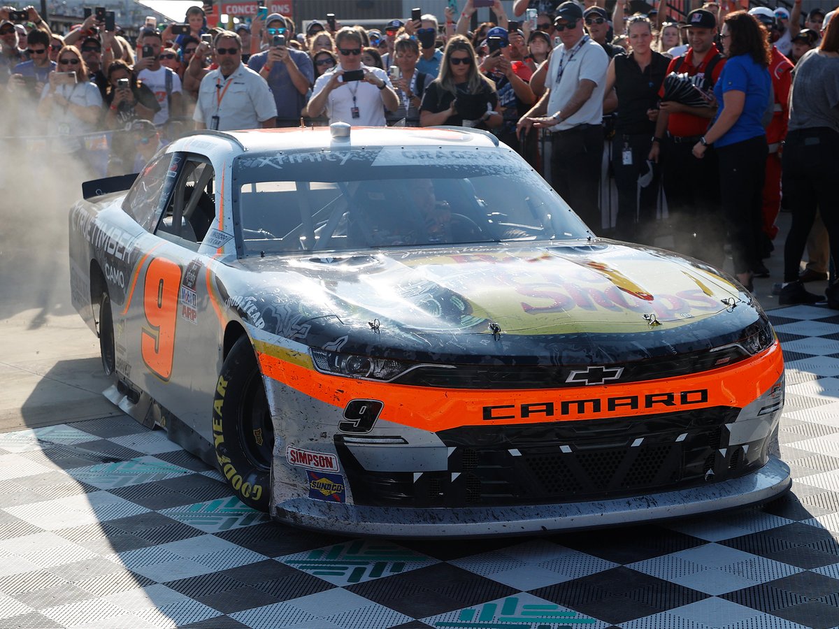 Lionel_Racing's tweet photo. We've heard you loud and clear, @NoahGragson fans! Place your order now for the No. 9 Bass Pro/True Timber/Black Rifle Coffee raced-win die-cast from Richmond, which will include shredded rear tires!
https://t.co/8gGkJjxwn4 https://t.co/C3kHEIJm9p