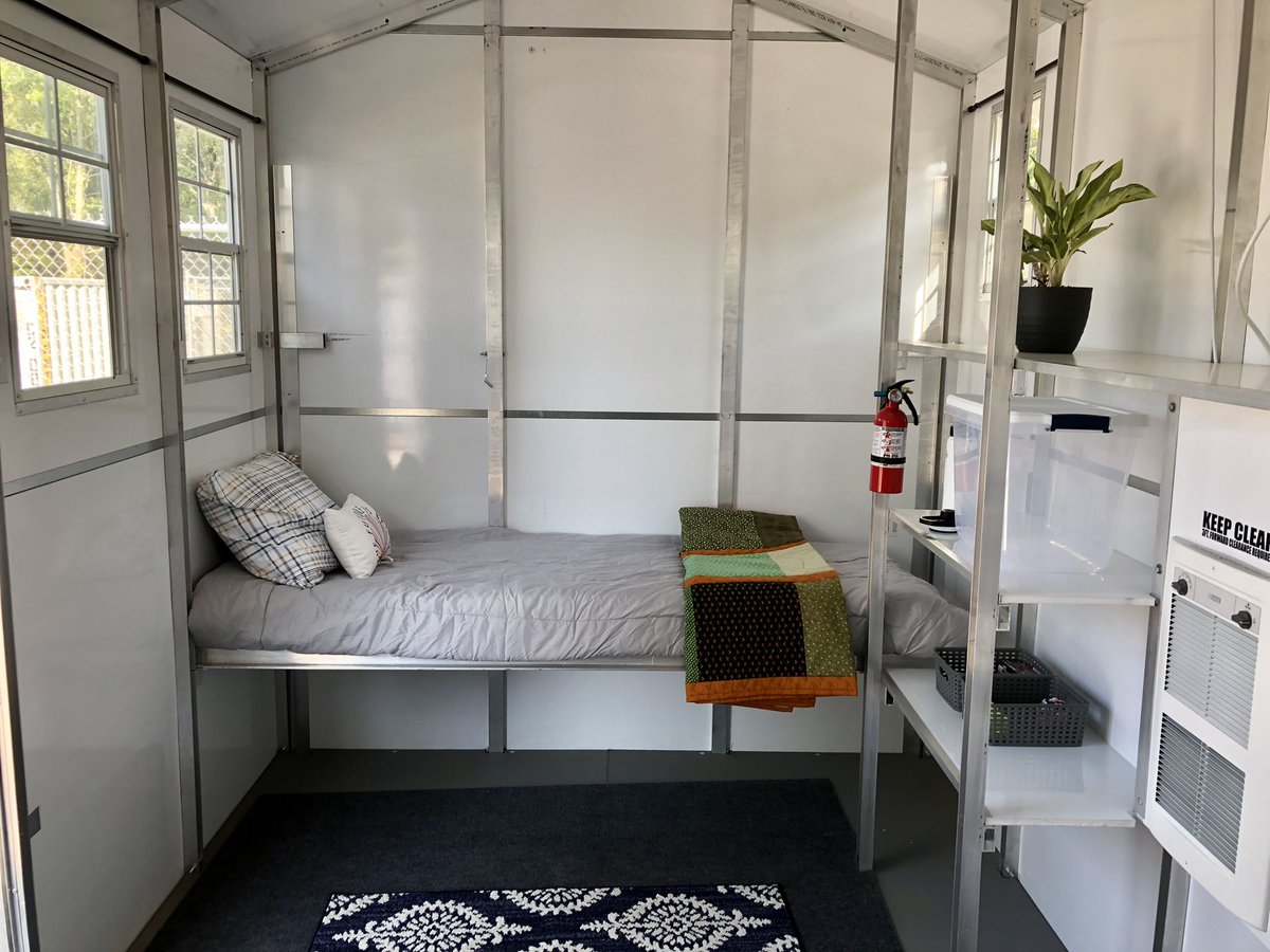 epic_compassion's tweet photo. Wow! New Beginnings Northwest Arkansas is ready to open their doors to 20 people who are homeless. Today we toured the facility and connected with people who are supporting our community. I love #Fayetteville. #epiccompassion #Arkansas #NWark https://t.co/08DmicdXy3