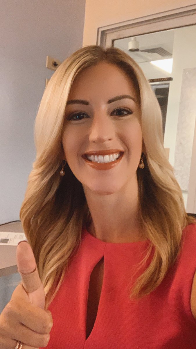 NBC10_Tamara's tweet photo. Thank all for the kindness &amp; support over the past 24-hours AND for sharing your own stories about #epilepsy 💜

It’s a hell of a condition, but you all remind me that I’m not alone.

Now it’s time to show everyone how strong epileptics truly are 💪 See you on @NBC10 at 6! https://t.co/cnPuOL3uzE