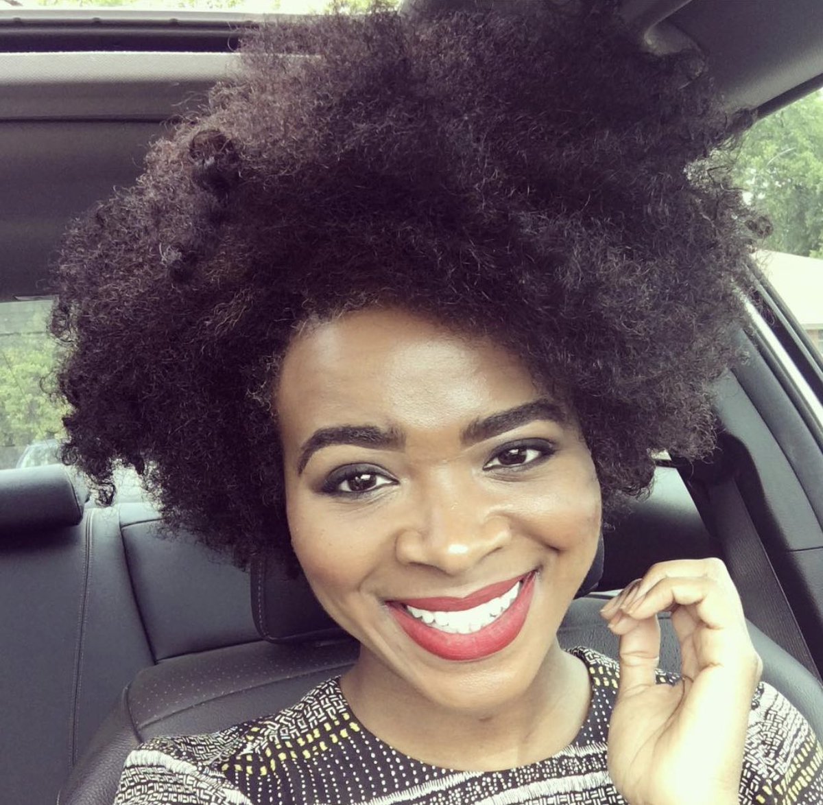 rachellproctor's tweet photo. I’m absolutely in LOVE with the versatility of our hair. 🥰 And I’m even more proud to be a #Team4C natural 😍
Thank you to all the #naturalistas and movements like @thecrownact that remind us that our Crowns are something to be proud of! 👑👑👑 https://t.co/4kZQvYw5uH
