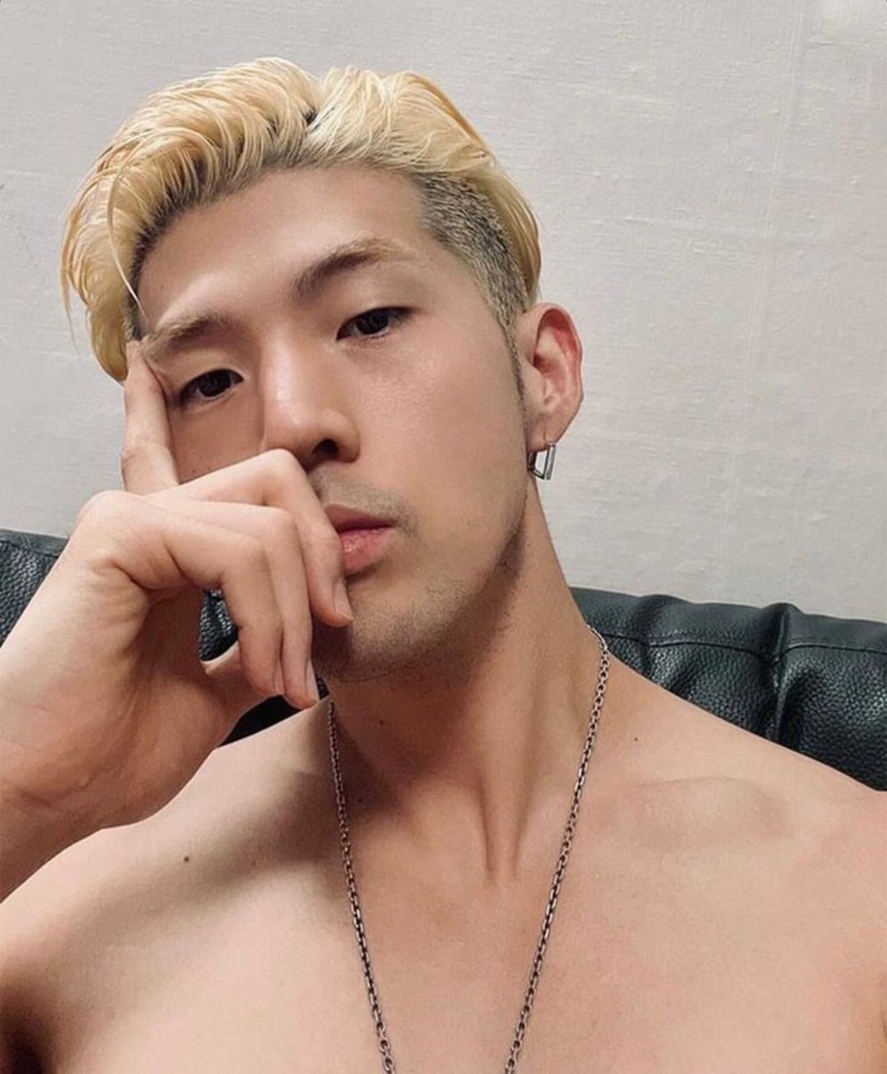 [MATTHEWGRAM] 210916 BM's Instagram update

🤔🌍🔜

#KARD #BM <a href="/KARD_Official/">KARD (카드)</a>