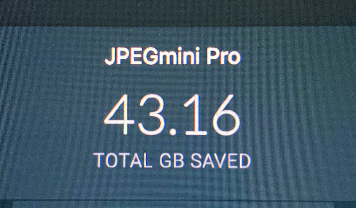 Photographers not using <a href="/jpegmini/">JPEGmini</a>, what do you do? 💾🙏