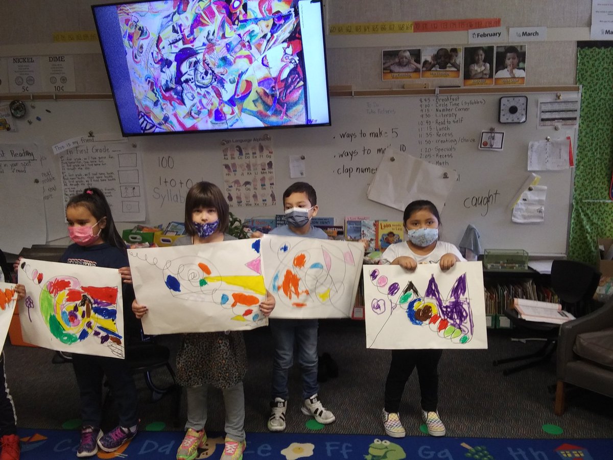 Herdman46's tweet photo. 1st graders take a line for a walk! https://t.co/6pk18MCKuV