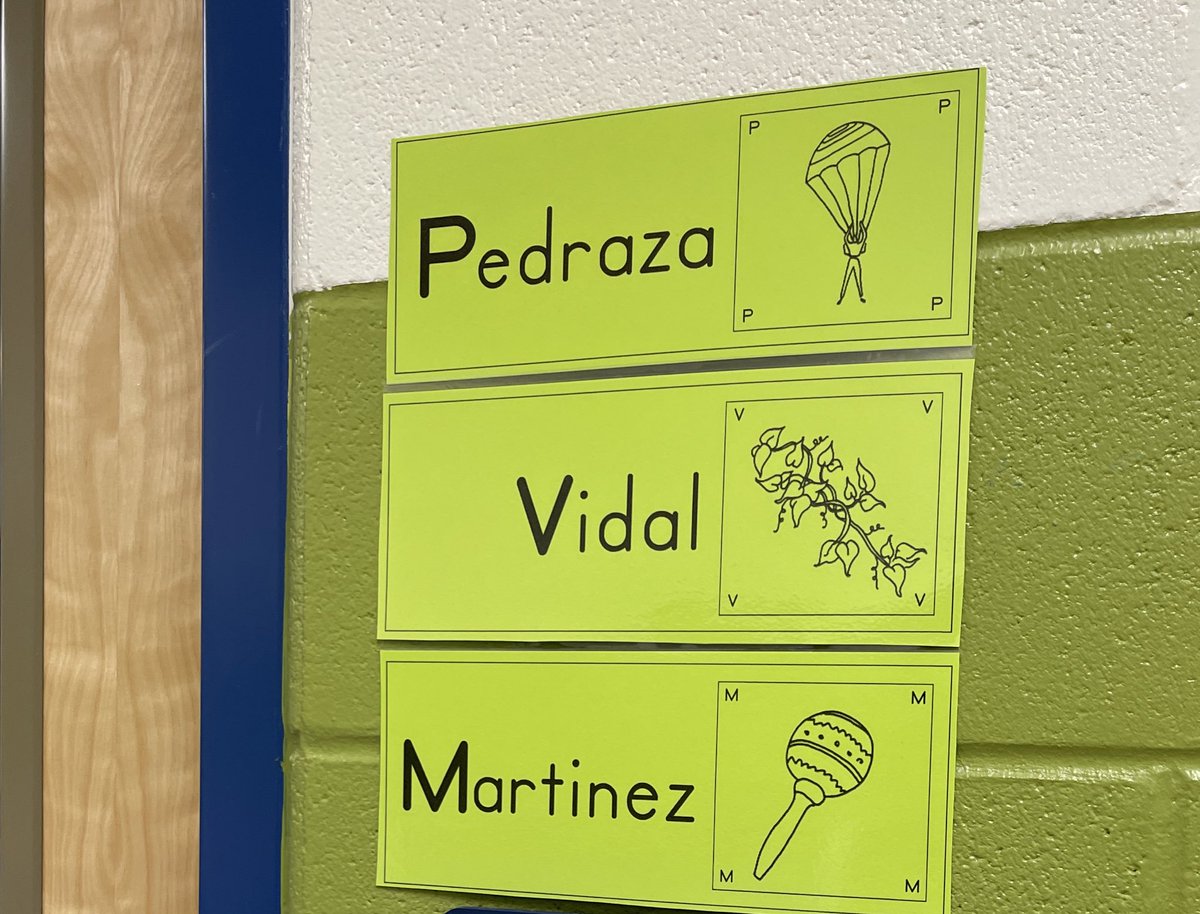 Ms_Goodday's tweet image. Come one, come all, especially those under 3 feet tall, to get your daily affirmation @HopePedraza’s ECSE classroom! I did😉. 🚀🚀No importa si mides más de 5 pies o menos 3 pies porque obtendrás tu afirmación diaria en @NISDGlenn. Yo lo hice😉. @michelleRfine @JGELEMVP
