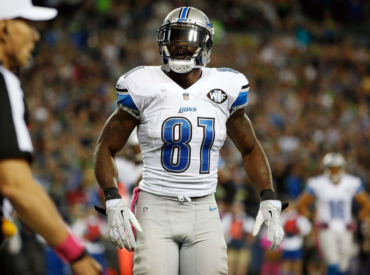 barstoolsports's tweet photo. Calvin Johnson Said He Will Squash His Beef With The Lions If They Pay Him $1.6 Million https://t.co/tg9tx1yjPI https://t.co/Kt6wzROzh2