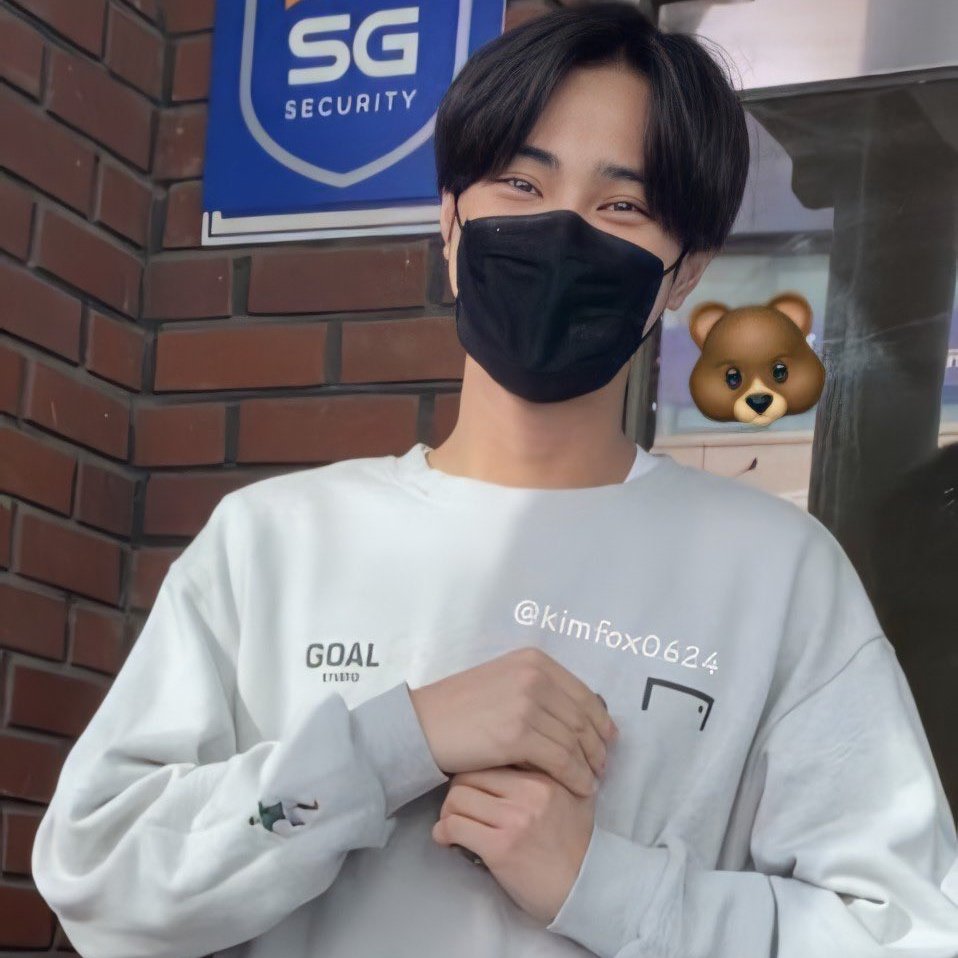 Thank you so much ate @NomadKenth for the gift 🥺 It felt like it's my bday and not yours. I'm glad to finally meet you in person (all bc of our bambi) 🥰