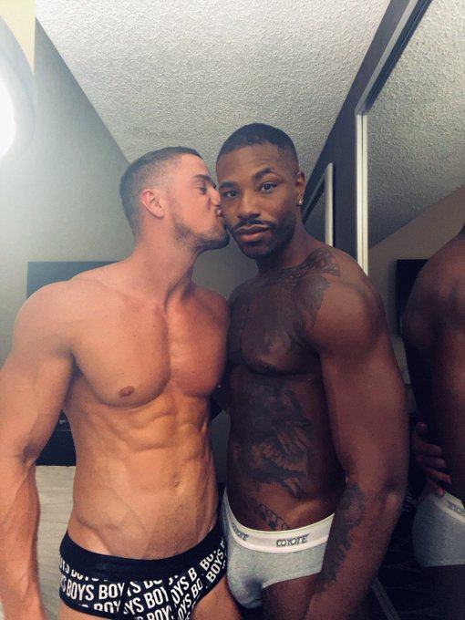 3 pic. This man got me ?
What do you think everyone……Should we start dating?
@reign__forever ?
@FalconStudiosPR