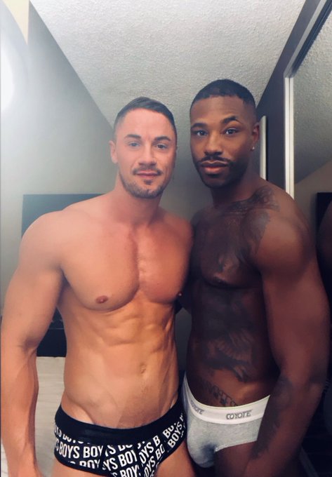 4 pic. This man got me ?
What do you think everyone……Should we start dating?
@reign__forever ?
@FalconStudiosPR