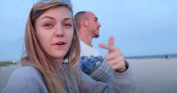 enews's tweet photo. Police are searching for clues to the whereabouts of YouTuber Gabrielle Petito after her fiancé, Brian Laundrie, returned home without her after a cross-country road trip. 💔  https://t.co/8IMdtW0Hlp https://t.co/WbPQh1j28x
