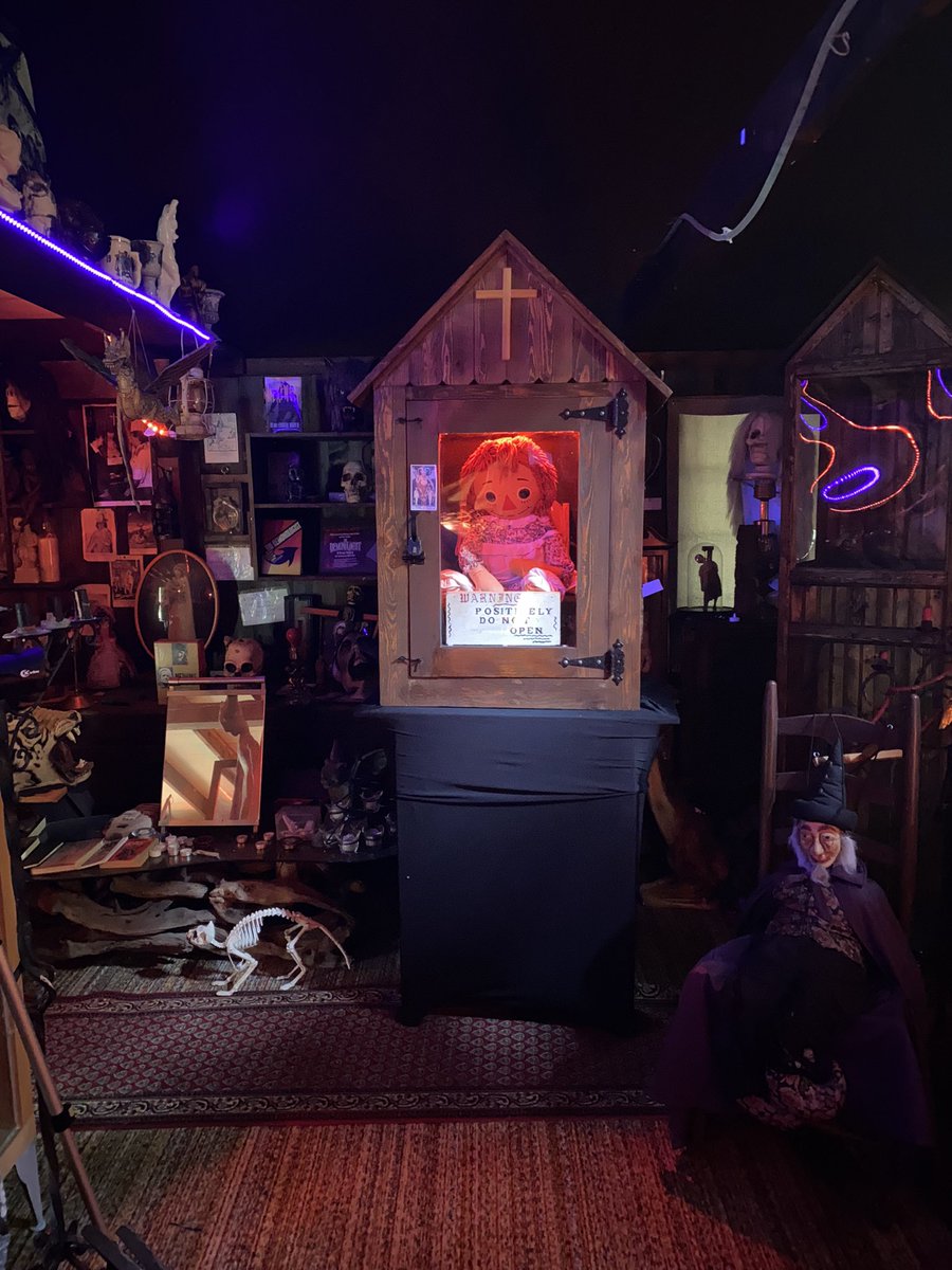 Ericvitale13's tweet photo. #nespr #thewarrens #paranormalinvestigator #ghosthunters #ghostloop #travelchannel #TheConjuring https://t.co/48HjIxHmrA
