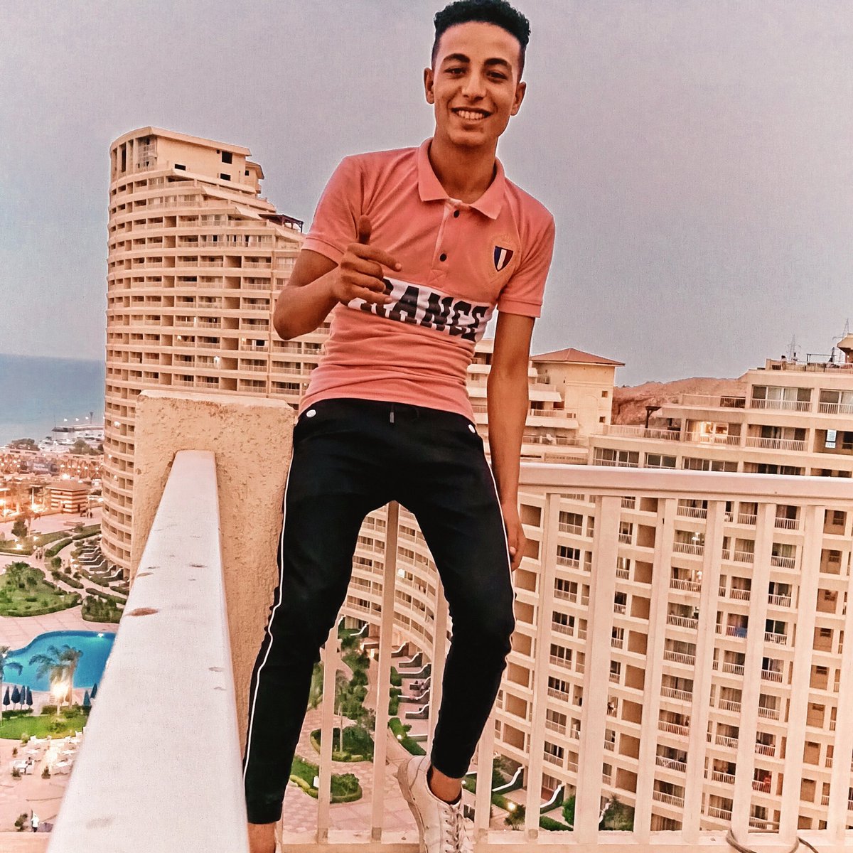 إنــتــو مــش فـي الـبـأأل يــأأ اشــبــأأل😎🔞👑😂🙂