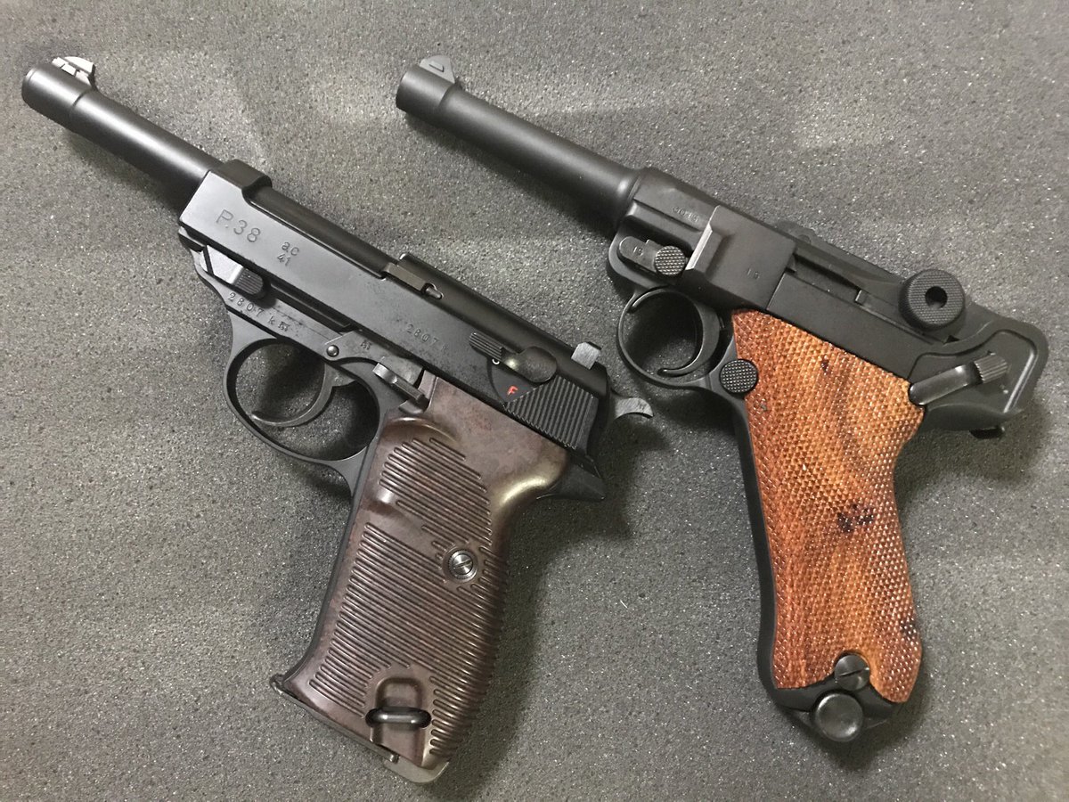 店内のガラスケースを見た ルガーp08 ワルサーp38 Kar98k ドイツ第三帝国の 銃器が並んでいた これ撃てますか 全部撃てますよ ではお願いします 写真はトイガンです ツイレポ