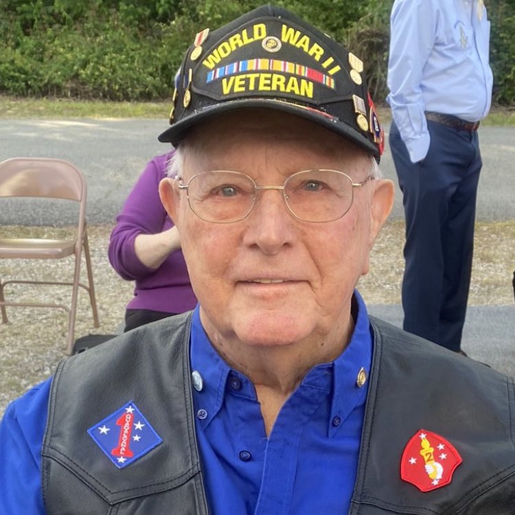 usmc1940's tweet photo. Sgt Earl M. Tatum, USMC served at Guadalcanal and Tarawa with my dad. He’s in need of your prayers tonight folks. 🙏🏻🙏🏻🙏🏻 He’s one tough Marine who I throughly respect but he needs our help. Please RT and get the word out.
Semper Fi https://t.co/UEbpU5yxvM