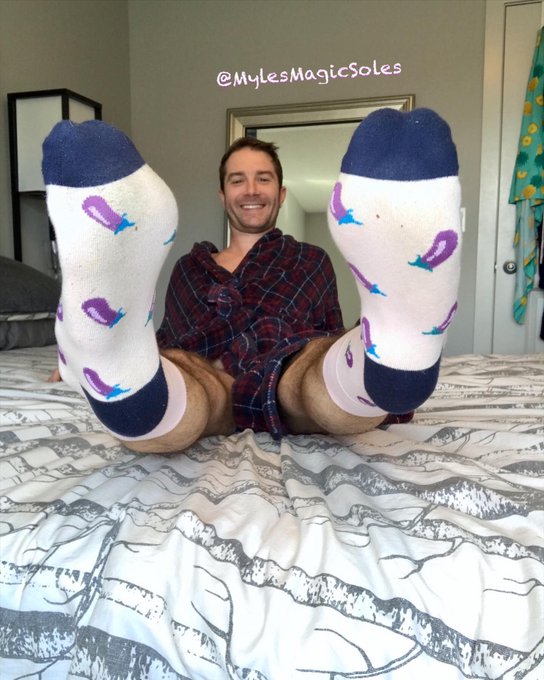 Do these socks get your eggplant throbbing? 😏 #malesocks #malesockfetish #malefootfetish #malefeetfetish<a href="/tag/malesocks"class="tags">#malesocks</a><a href="/tag/malefootfetish"class="tags"><span>#malefootfetish</span></a><a href="/tag/malefeetfetish"class="tags"><span>#malefeetfetish</span></a><a href="/tag/malesockfeti"class="tags"><span>#malesockfeti</span></a>