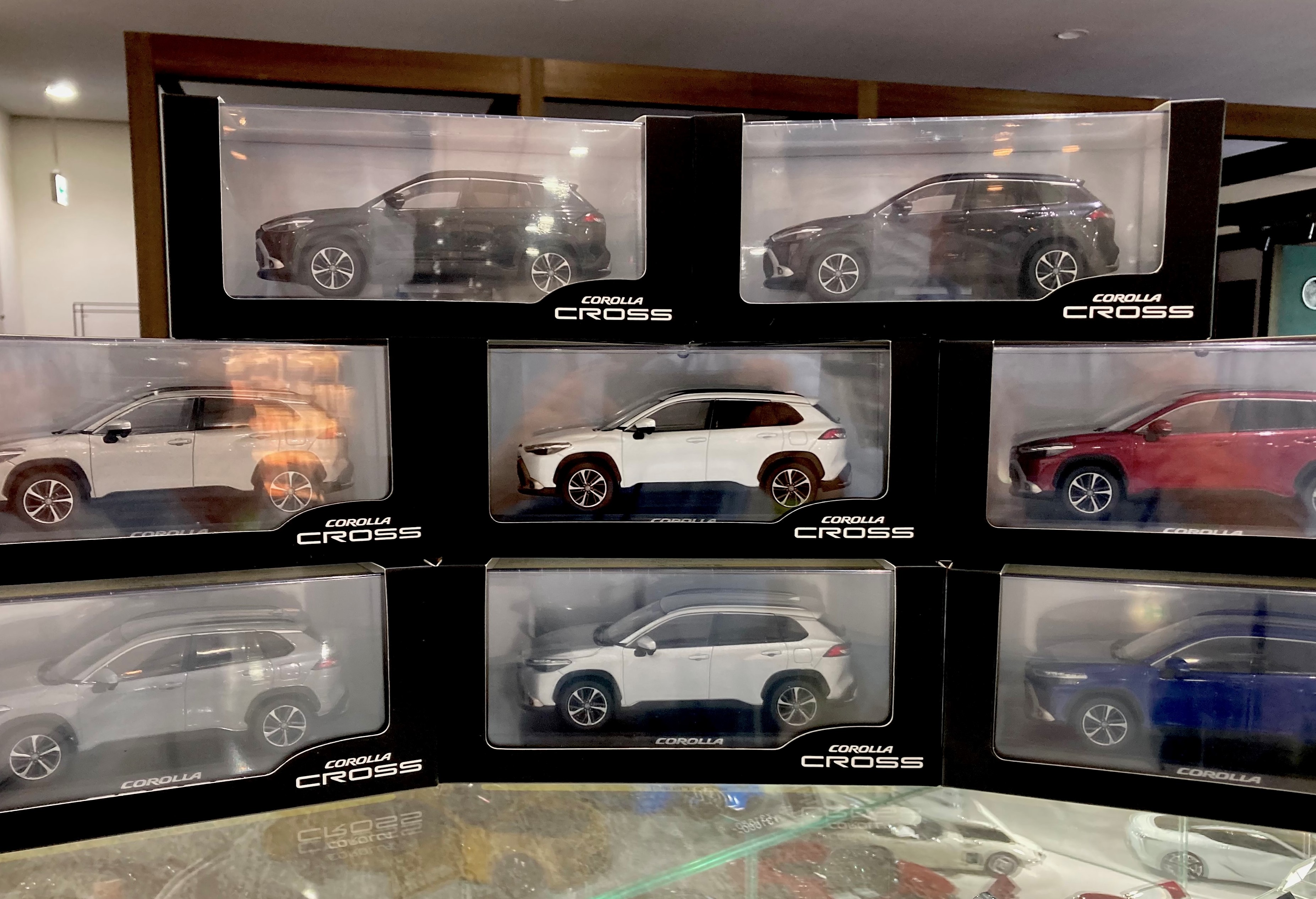 トヨタ博物館正規品】新型 カローラクロス カラーサンプル