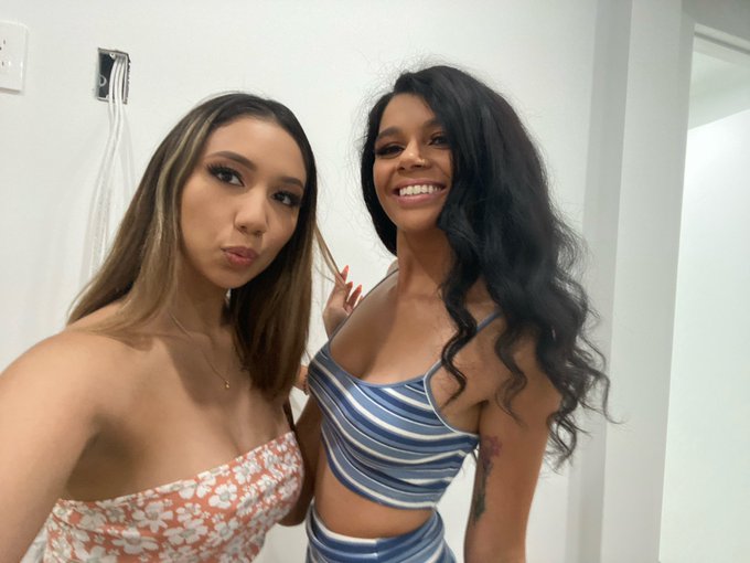 On set with @HarleyxxxHaze for @loveherfeetcom 🦶🥰 https://t.co/vowMq5SCLV<a class="tags" href="/tag/harleyxxxhaze">@harleyxxxhaze</a><a class="tags" href="/tag/loveherfeetcom">@loveherfeetcom</a><a href="/tag/sexy"class="tags"><span>#sexy</span></a><a href="/tag/asian"class="tags"><span>#asian</span></a><a href="/tag/horny"class="tags"><span>#horny</span></a>