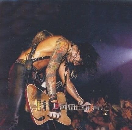 sixxarchive tweet picture