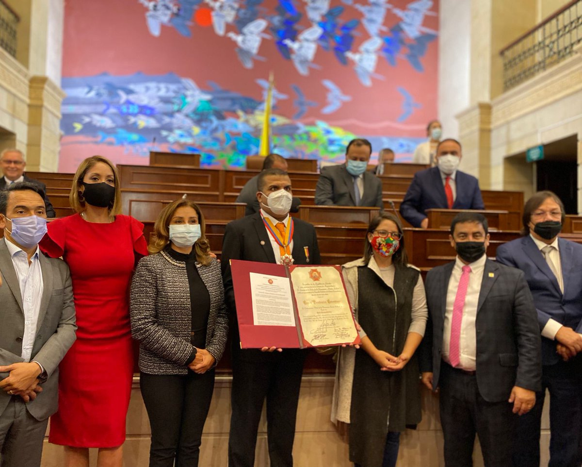 Jennifer Arias (@jenniferariasf) on Twitter photo Siempre agradeceremos a los atletas paralímpicos la excelente presentación en #Tokio2020, así que por ser ejemplo de resiliencia los exaltamos en la <a href="/CamaraColombia/">Cámara de Representantes de Colombia</a>, encabezados por <a href="/Julio_Avila12/">Julio César Ávila</a>, presidente del Comité Paralímpico Colombiano.
Atletas #ImPARAblesEnTokio. Siempre agradeceremos a los atletas paralímpicos la excelente presentación en #Tokio2020, así que por ser ejemplo de resiliencia los exaltamos en la <a href="/CamaraColombia/">Cámara de Representantes de Colombia</a>, encabezados por <a href="/Julio_Avila12/">Julio César Ávila</a>, presidente del Comité Paralímpico Colombiano.
Atletas #ImPARAblesEnTokio.